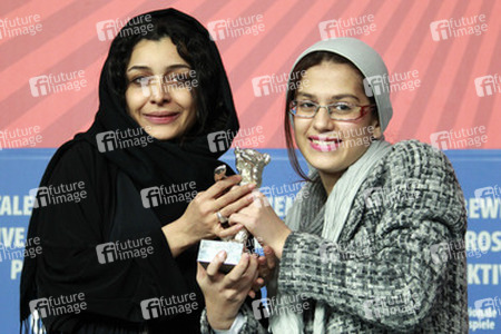 Sareh Bayat, Sarina Farhadi