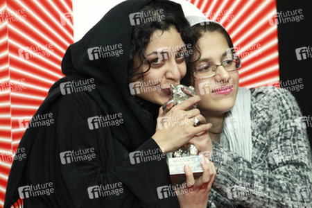 Sareh Bayat, Sarina Farhadi