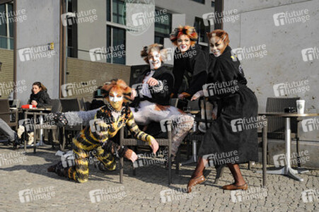 Mitglieder des Cats-Ensembles