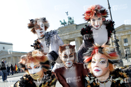 Mitglieder des Cats-Ensembles