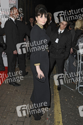 Gizzi Erskine