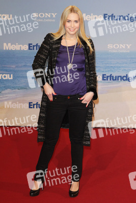 Lara-Isabelle Rentinck