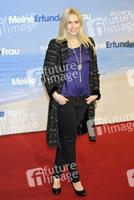 Lara-Isabelle Rentinck