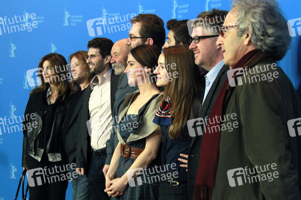 'The Forgiveness of Blood'-Cast