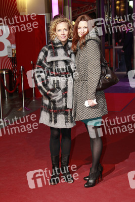 Katja Riemann mit Begleitung