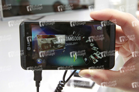 LG Optimus 3D-Smartphone