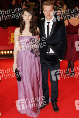 Natasha Petrovic, Alexander Fehling