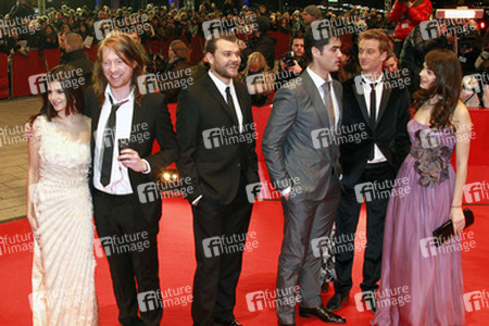 Clara Lago (Spanien), Domhnall Gleeson (Irland), Pilou Asbaek (Dänemark), Nik Xhelilaj (Albanie), Alexander Fehling (Deutschland), Natasha Petrovic (Mazedonien)