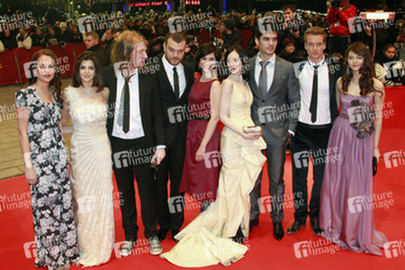 Alicia Vikander (Schweden), Clara Lago (Spanien), Domhnall Gleeson (Irland), Pilou Asbaek (Dänemark), Marija Skaricic (Kroatien), Andrea Riseborough (Großbritannien), Nik Xhelilaj (Albanie), Alexander Fehling (Deutschland), Natasha Petrovic (Mazedonien)