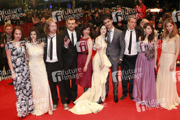 Alicia Vikander (Schweden), Clara Lago (Spanien), Domhnall Gleeson (Irland), Pilou Asbaek (Dänemark), Marija Skaricic (Kroatien), Andrea Riseborough (Großbritannien), Nik Xhelilaj (Albanie), Alexander Fehling (Deutschland), Natasha Petrovic (Mazedonien), Sylvia Hoeks (Niederlande)