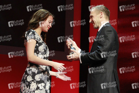 Alicia Vikander, Ralph Fiennes