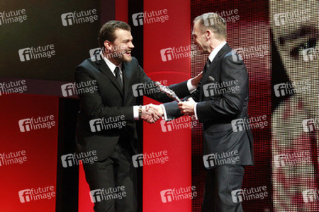 Pilou Asbaek, Ralph Fiennes