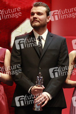 Pilou Asbaek