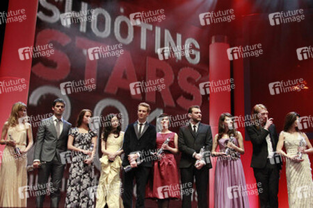 Sylvia Hoeks (Niderlande), Nik Xhelilaj (Albanien), Alicia Vikander (Schweden), Andrea Riseborough (Großbritannien), Alexander Fehling (Deutschland), Marija Skaricic (Kroatien), Pilou Asbaek (Dänemark), Natasha Petrovic (Mazedonien), Domhnall Gleeson (Irland), Carla Lago (Spanien)