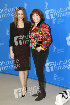 Natalia Verbeke, Carmen Maura
