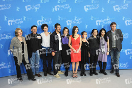 Vedat Erincin, Fahri Yardim, Demet Gül, Aylin Tezel, Lilay Huser, Yasemin Samdereli, Nesrin Samdereli, Andreas Richter und Produzenten