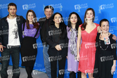 Fahri Yardim, Demet Gül, Vedat Erincin, Yasemin Samdereli, Nesrin Samdereli, Aylin Tezel, Lilay Huser