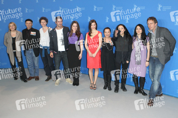 Vedat Erincin, Fahri Yardim, Demet Gül, Aylin Tezel, Lilay Huser, Yasemin Samdereli, Nesrin Samdereli, Andreas Richter und Produzenten
