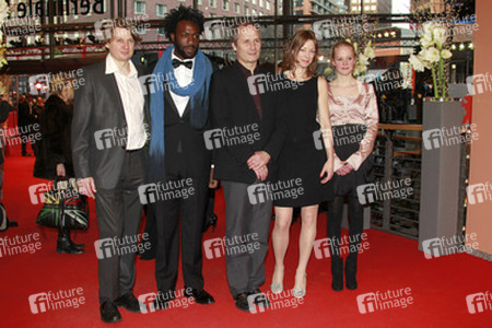 Sava Lolov, Jean-Christophe Folly, Hippolyte Girardot,Jenny Schily, Maria Elise Miller