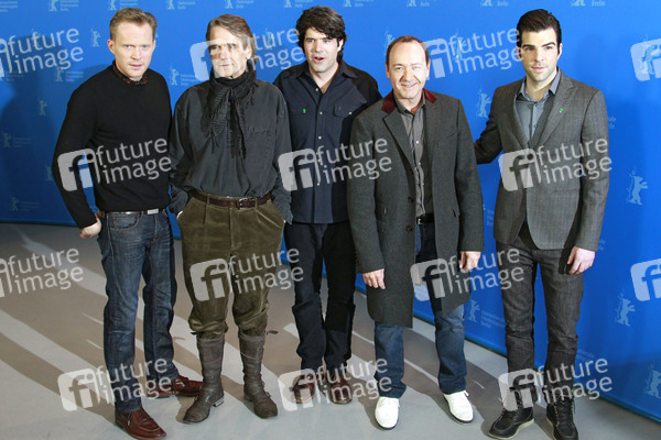 Paul Bettany, Jeremy Irons, J.C. Chandor, Kevin Spacey, Zachary Quinto