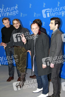 Paul Bettany, Jeremy Irons, Kevin Spacey, Zachary Quinto