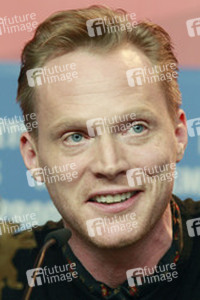 Paul Bettany
