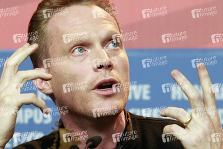 Paul Bettany