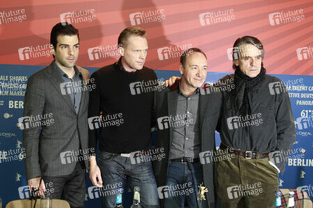 Zachary Quinto, Paul Bettany, Kevin Spacey, Jeremy Irons