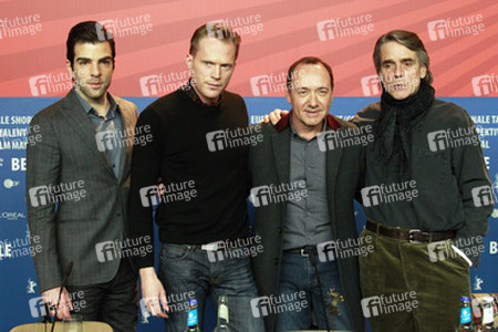 Zachary Quinto, Paul Bettany, Kevin Spacey, Jeremy Irons