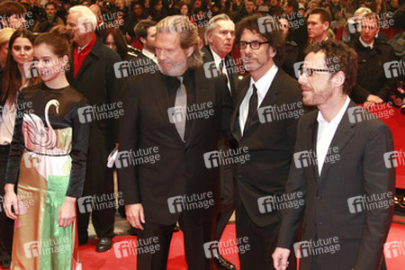Hailee Steinfeld, Jeff Bridges, Joel Coen, Ethan Coen