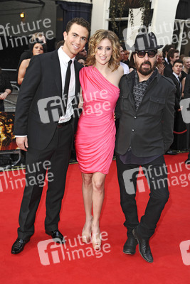 Richard Fleeshman, Caissie Levy, Dave Stewart