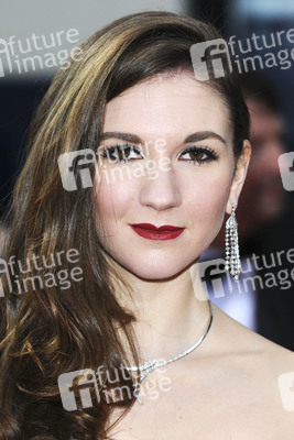 Summer Strallen