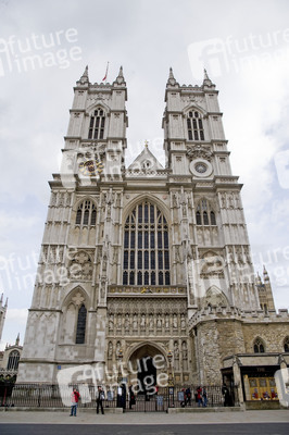 Westminster Abbey Eingang durch den das Paar nach der Trauung gehen wird / Westminster Abbey, entrance that William and Kate will leave after being married