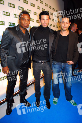 Haddaway, Jay Khan und Gast