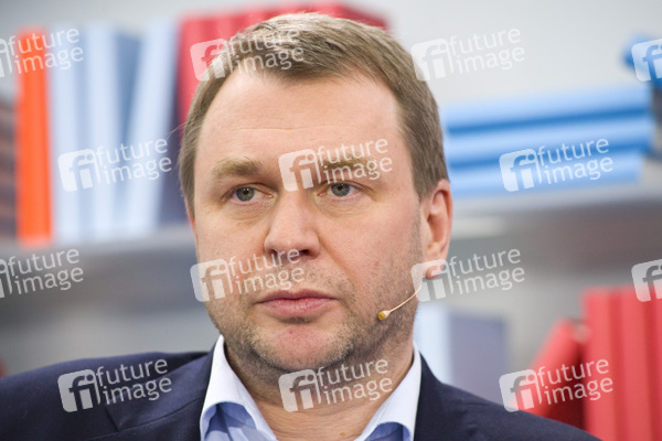 Dirk Kurbjuweit
