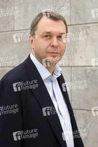 Dirk Kurbjuweit