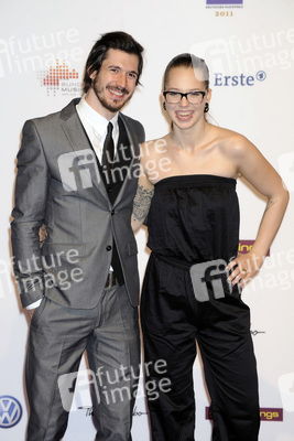 Stefanie Heinzmann mit Bruder Claudio Heinzmann