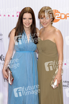 Jennifer Ulrich, Jasmin Schwiers