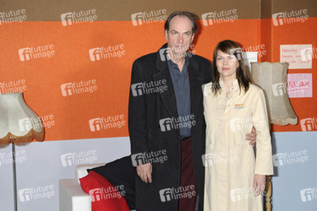 Herbert Knaup, Anna Loos