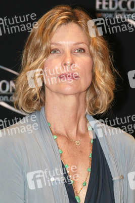 Kate Vernon