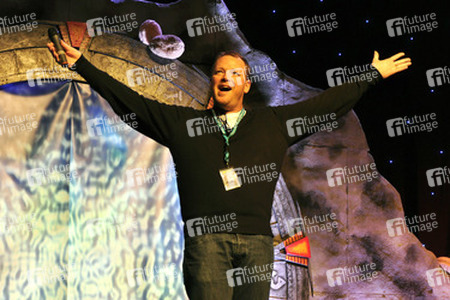 Robert Duncan McNeill