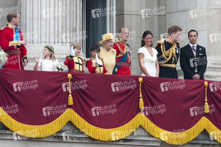 Prinz William, Lady Louise Windsor, Tom Pettifer, William Lowther-Pinkerton, Queen Elizabeth Prinz Philip, Pippa Middleton, Prinz Harry, James Middleton