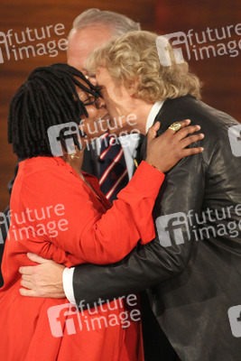 Whoopi Goldberg, Thomas Gottschalk
