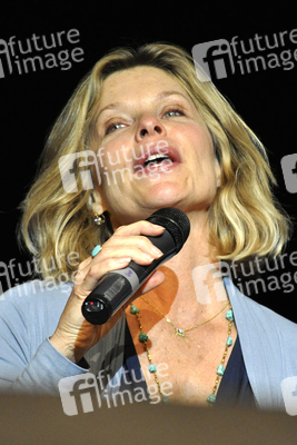 Kate Vernon
