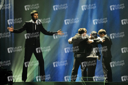 Loukas Yiorkas feat. Stereo Mike (Griechenland)