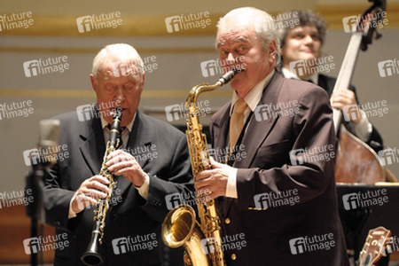 Hugo Strasser, Max Greger