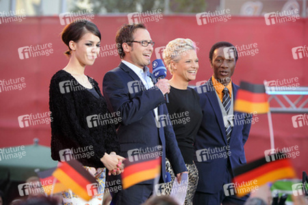 Alina Süggeler (Frida Gold), Matthias Opdenhövel, Ina Müller, Aloe Blacc