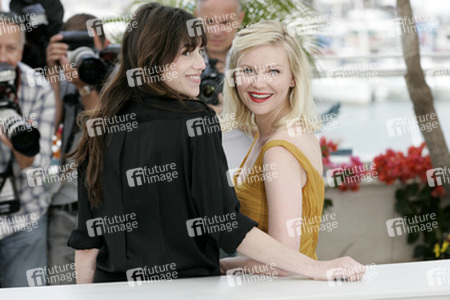 Charlotte Gainsbourg, Kirsten Dunst