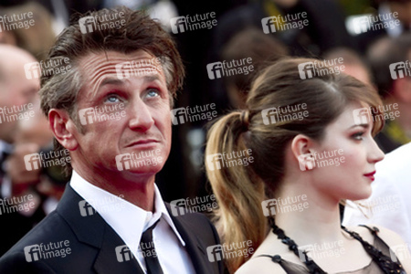 Sean Penn, Eve Hewson