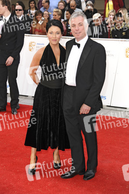 Jesse Wallace mit Begleitung